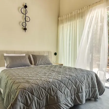 Diom Villas - Coastal Escape Villa *
