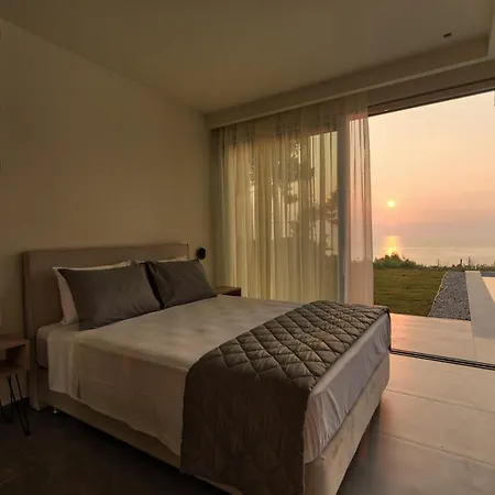 Villa Diom Villas - Coastal Escape *